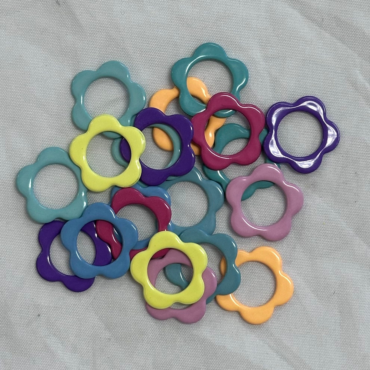 Seattle Yarn Flower Stitch Markers