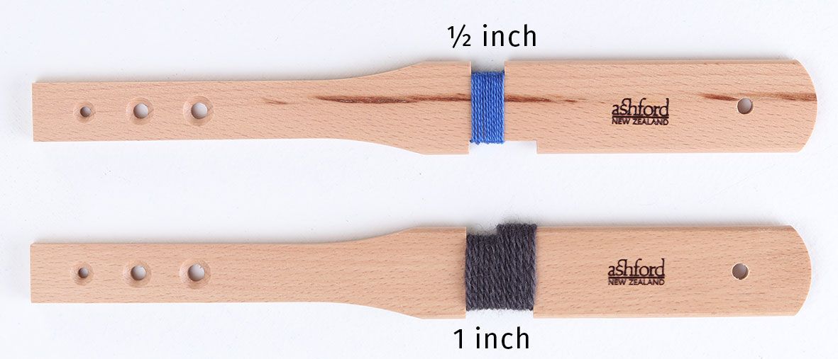 Ashford Diz Stick and Yarn Gauge