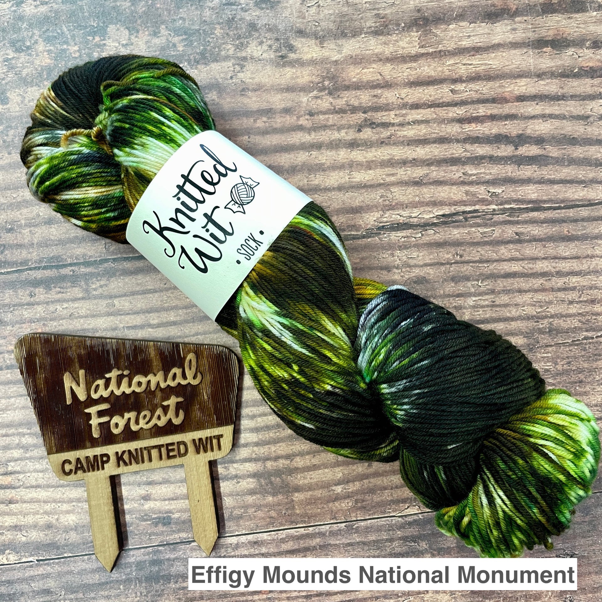 Knitted Wit National Parks Effigy Mounds
